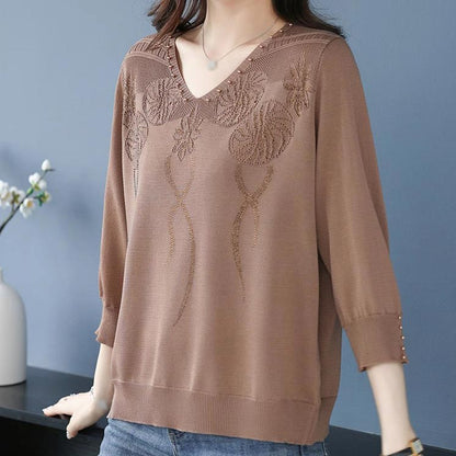 🎁Buy 2 Free Shipping🎁Women’s Vintage V-neck Beaded Pullover Shirt